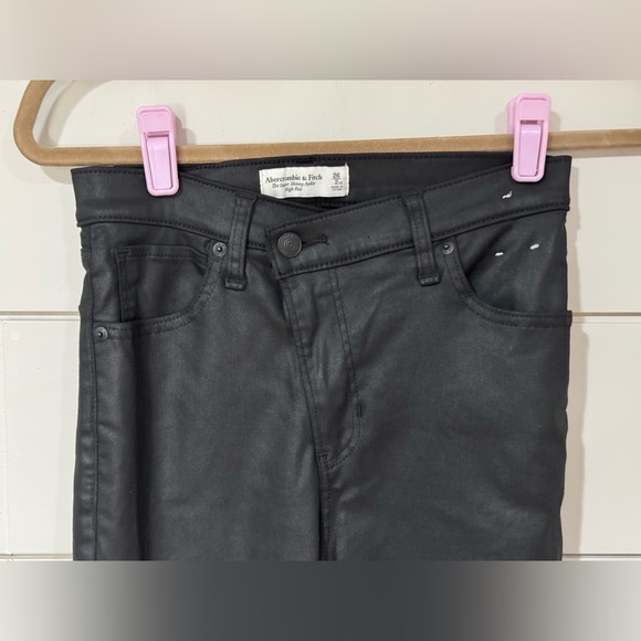 Abercrombie & Fitch Black Ankle Pants - Picture 3 of 9